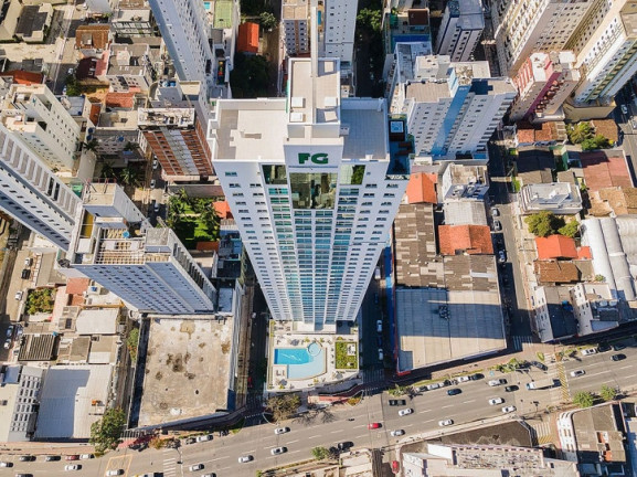 Imagem Apartamento com 4 Quartos para Alugar, 129 m² em Centro - Balneário Camboriú Imagem Apartamento com 4 Quartos para Alugar, 129 m² em Centro - Balneário Camboriú