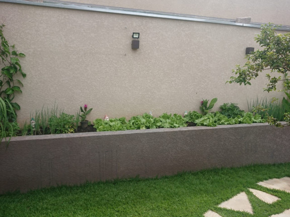Imagem Casa com 2 Quartos à Venda, 3.900 m² em Vila Gardenia - Atibaia