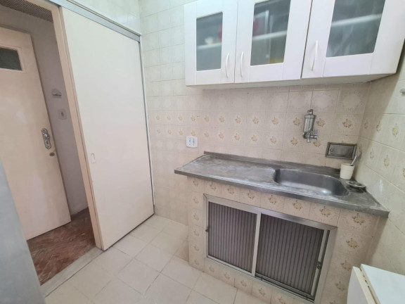 Imagem Apartamento com 1 Quarto à Venda,  em Copacabana - Rio De Janeiro