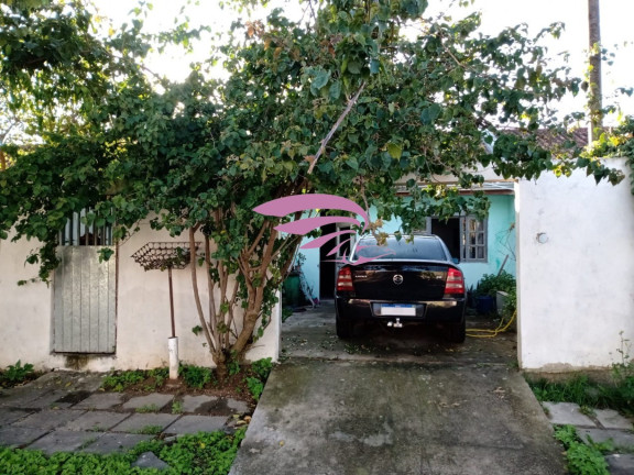 Casa com 3 Quartos à Venda, 71 m² em Uberaba - Curitiba