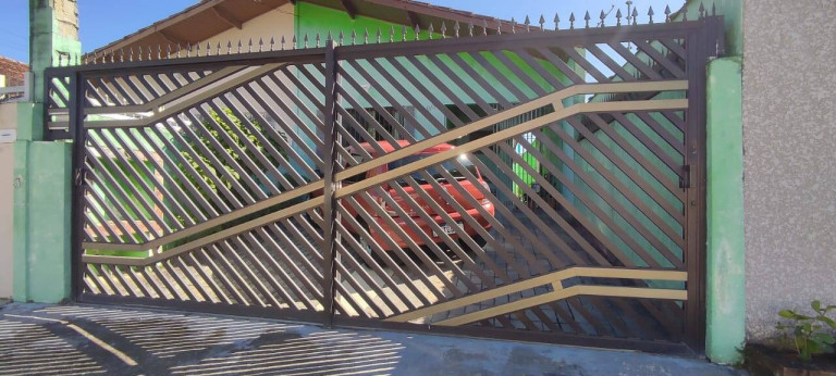 Imagem Casa com 3 Quartos à Venda, 180 m² em Florida - Peruíbe Imagem Casa com 3 Quartos à Venda, 180 m² em Florida - Peruíbe