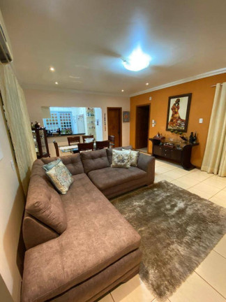 Imagem Casa com 5 Quartos à Venda, 1.250 m² em Jardim Dos Estados - Várzea Grande Imagem Casa com 5 Quartos à Venda, 1.250 m² em Jardim Dos Estados - Várzea Grande