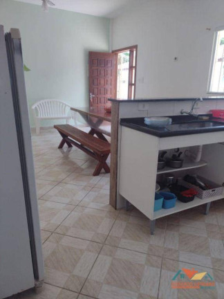 Imagem Casa com 4 Quartos à Venda, 151 m² em Centro - Caraguatatuba