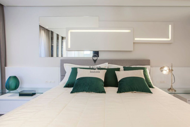 Imagem Apartamento com 4 Quartos à Venda,  em Centro - Balneário Camboriú