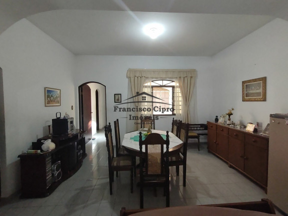 Imagem Casa com 3 Quartos à Venda, 120 m² em Parque Das Arvores - Guaratinguetá Imagem Casa com 3 Quartos à Venda, 120 m² em Parque Das Arvores - Guaratinguetá