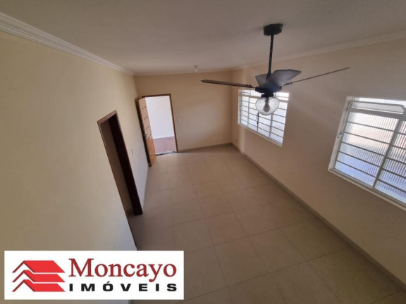Imagem Sobrado com 5 Quartos à Venda, 390 m² em Centro - Caraguatatuba Imagem Sobrado com 5 Quartos à Venda, 390 m² em Centro - Caraguatatuba