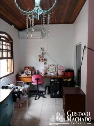 Imagem Casa com 3 Quartos à Venda, 197 m² em Jardim Primavera - Volta Redonda Imagem Casa com 3 Quartos à Venda, 197 m² em Jardim Primavera - Volta Redonda