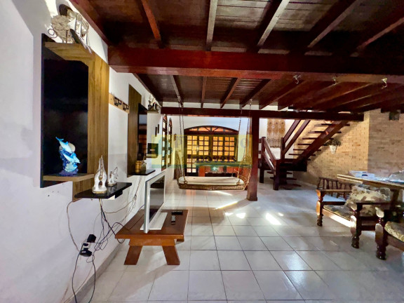 Imagem Sobrado com 4 Quartos à Venda, 265 m² em Martim De Sá - Caraguatatuba Imagem Sobrado com 4 Quartos à Venda, 265 m² em Martim De Sá - Caraguatatuba