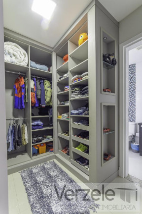 Imagem Casa com 4 Quartos à Venda, 437 m² em Santa Regina - Camboriú