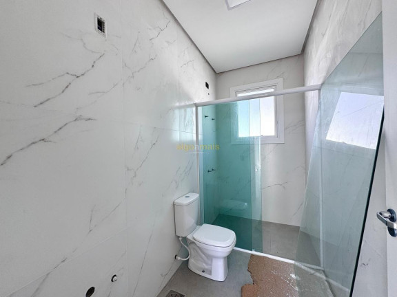 Imagem Imóvel com 4 Quartos à Venda, 197 m² em Arpoador - Xangri-lá Imagem Imóvel com 4 Quartos à Venda, 197 m² em Arpoador - Xangri-lá