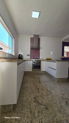 Imagem Casa com 3 Quartos à Venda, 409 m² em Jardim Paulista - Atibaia