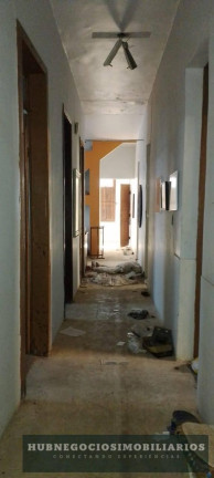 Imagem Casa com 6 Quartos à Venda, em Centro - Montes Claros Imagem Casa com 6 Quartos à Venda, em Centro - Montes Claros