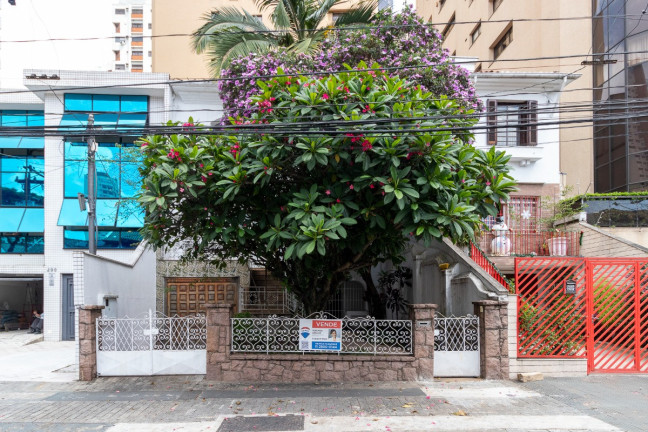 Casa com 3 Quartos à Venda, 335 m² em Aclimação - São Paulo