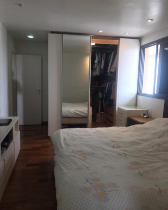 Imagem Imóvel com 4 Quartos à Venda, 390 m² em Moema - São Paulo Imagem Imóvel com 4 Quartos à Venda, 390 m² em Moema - São Paulo