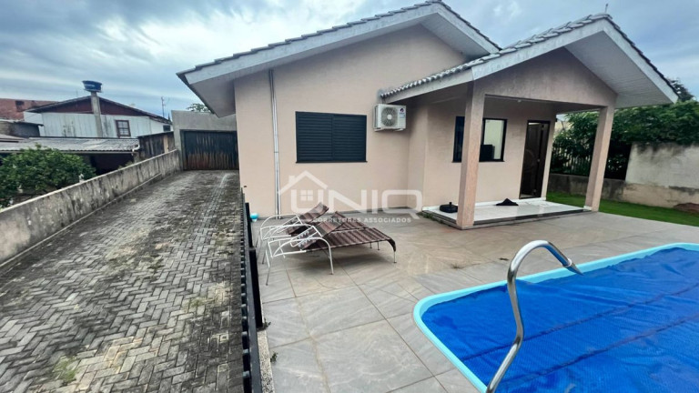 Imagem Casa com 3 Quartos à Venda, 150 m² em Cadorin - Pato Branco Imagem Casa com 3 Quartos à Venda, 150 m² em Cadorin - Pato Branco
