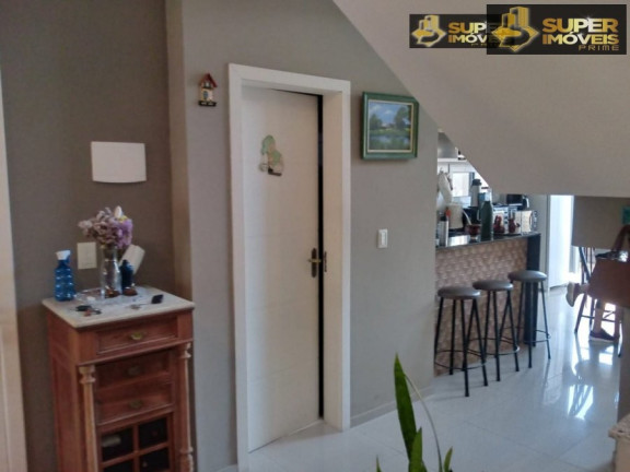 Imagem Casa com 3 Quartos à Venda, 221 m² em Laranjal - Pelotas