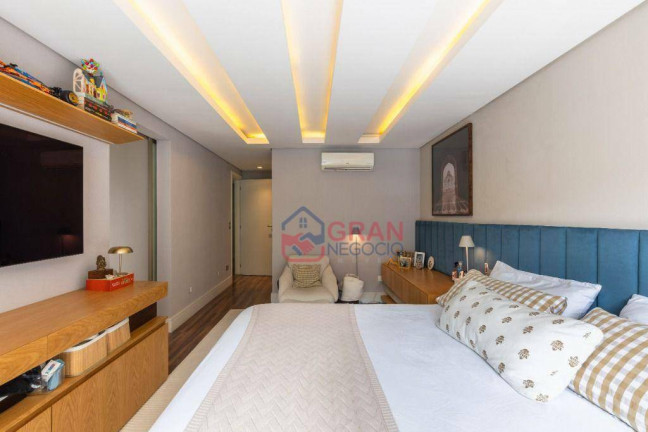 Imagem Sobrado com 3 Quartos à Venda, 320 m² em Campo Comprido - Curitiba Imagem Sobrado com 3 Quartos à Venda, 320 m² em Campo Comprido - Curitiba