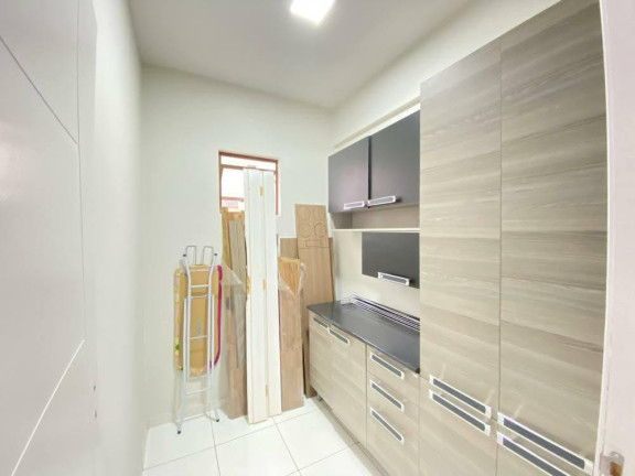 Imagem Apartamento com 3 Quartos à Venda, 161 m² em Zona 01 - Maringá Imagem Apartamento com 3 Quartos à Venda, 161 m² em Zona 01 - Maringá