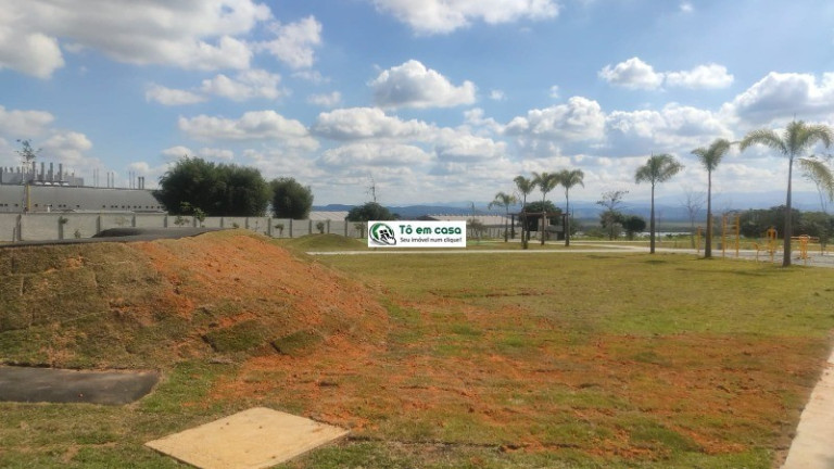 Terreno à Venda, 250 m² em Eugênio De Mello - São José Dos Campos