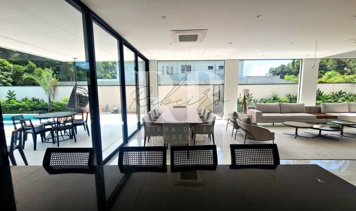Imagem Imóvel com 6 Quartos à Venda, em Riviera - Bertioga Imagem Imóvel com 6 Quartos à Venda, em Riviera - Bertioga