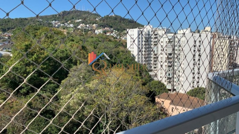Imagem Apartamento com 3 Quartos à Venda, 140 m² em Agronômica - Florianópolis