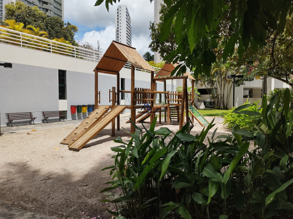 Imagem Apartamento com 4 Quartos para Alugar, 234 m² em Monteiro - Recife
