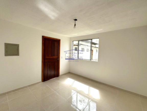 Imagem Imóvel com 2 Quartos à Venda, 43 m² em Restinga - Porto Alegre Imagem Imóvel com 2 Quartos à Venda, 43 m² em Restinga - Porto Alegre