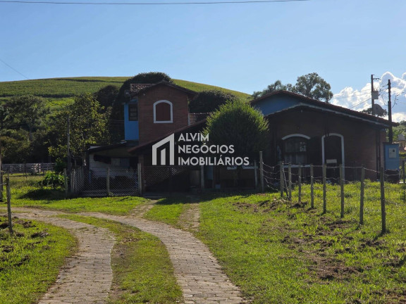 Imagem Chácara com 3 Quartos à Venda, 53.000 m² em Estrada Jardim - Itanhandu Imagem Chácara com 3 Quartos à Venda, 53.000 m² em Estrada Jardim - Itanhandu