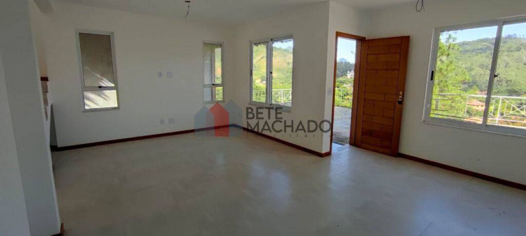 Imagem Casa com 4 Quartos à Venda, 200 m² em Vargem Grande - Teresópolis