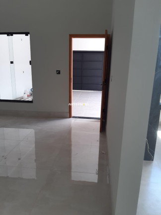 Imagem Casa com 3 Quartos à Venda, 167 m² Imagem Casa com 3 Quartos à Venda, 167 m²