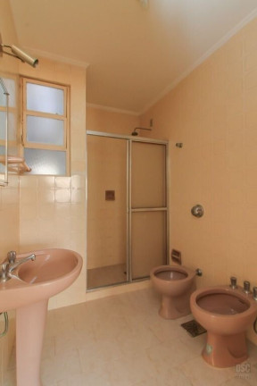 Imagem Apartamento com 3 Quartos à Venda, 197 m² em Auxiliadora - Porto Alegre Imagem Apartamento com 3 Quartos à Venda, 197 m² em Auxiliadora - Porto Alegre
