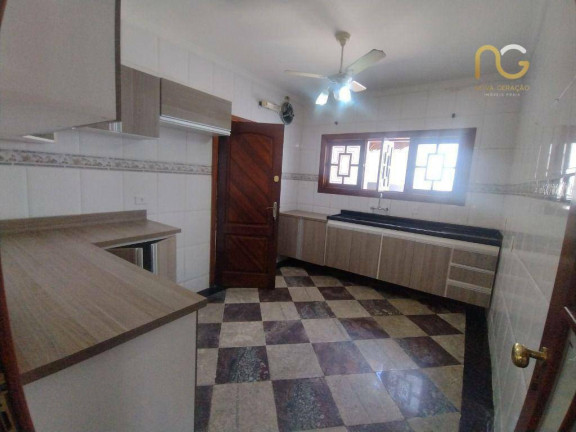 Imagem Casa com 3 Quartos à Venda, 160 m² em Canto Do Forte - Praia Grande Imagem Casa com 3 Quartos à Venda, 160 m² em Canto Do Forte - Praia Grande