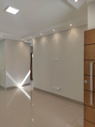 Imagem Imóvel com 3 Quartos à Venda, 81 m² em Jardim Rio De Janeiro - Sarandi Imagem Imóvel com 3 Quartos à Venda, 81 m² em Jardim Rio De Janeiro - Sarandi