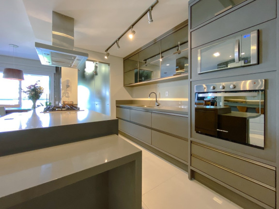 Imagem Apartamento com 3 Quartos à Venda, 170 m² em Centro - Florianópolis