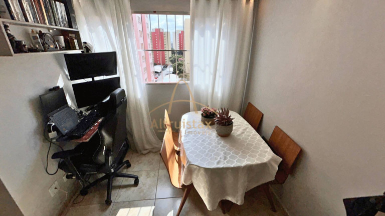 Imagem Apartamento com 2 Quartos à Venda, 55 m² em Bandeiras - Osasco