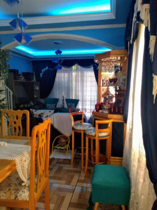 Imagem Sobrado com 4 Quartos à Venda, 180 m² em Vila Jacuí - São Paulo Imagem Sobrado com 4 Quartos à Venda, 180 m² em Vila Jacuí - São Paulo