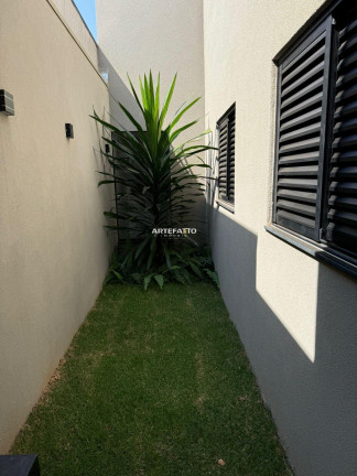 Imagem Casa com 3 Quartos à Venda, 180 m² Imagem Casa com 3 Quartos à Venda, 180 m²