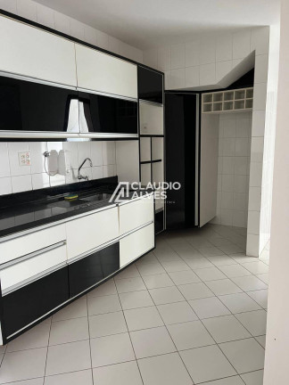 Imagem Casa com 3 Quartos à Venda, 130 m² em Feira De Santana Imagem Casa com 3 Quartos à Venda, 130 m² em Feira De Santana