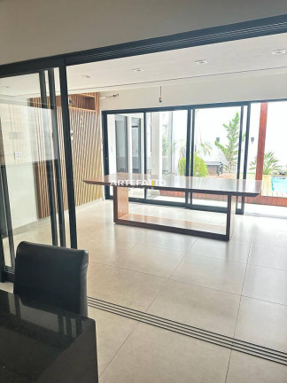 Imagem Sobrado com 4 Quartos à Venda, 400 m² Imagem Sobrado com 4 Quartos à Venda, 400 m²
