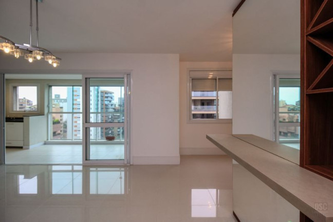 Imagem Apartamento com 3 Quartos à Venda, 165 m² em Bela Vista - Porto Alegre Imagem Apartamento com 3 Quartos à Venda, 165 m² em Bela Vista - Porto Alegre