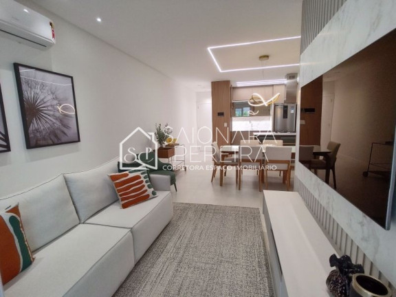 Imagem Apartamento com 2 Quartos à Venda, 85 m² em Centro - Florianópolis