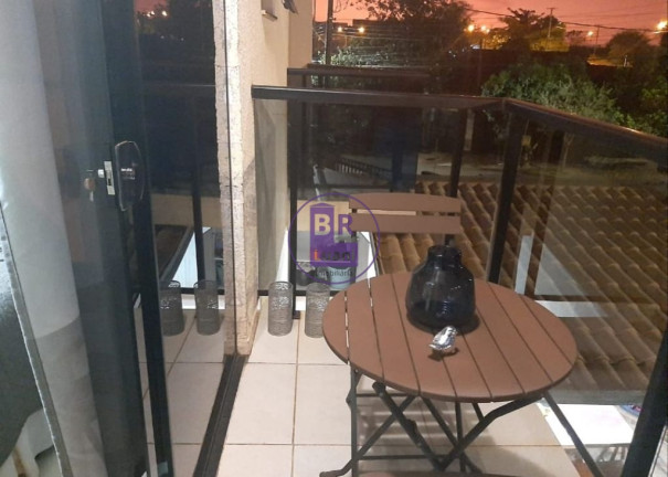 Imagem Sobrado com 3 Quartos à Venda, 120 m² em Califórnia - Londrina Imagem Sobrado com 3 Quartos à Venda, 120 m² em Califórnia - Londrina