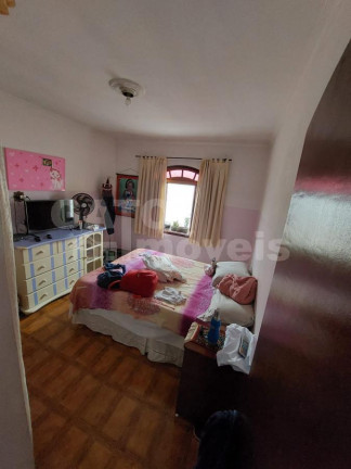 Imagem Casa com 4 Quartos à Venda, 350 m² em São Roberto (jordanésia) - Cajamar Imagem Casa com 4 Quartos à Venda, 350 m² em São Roberto (jordanésia) - Cajamar