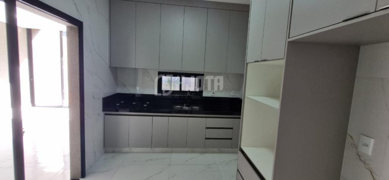 Imagem Casa de Condomínio com 3 Quartos à Venda, 230 m² em Condomínio Vilage La Montagne - São José Do Rio Preto