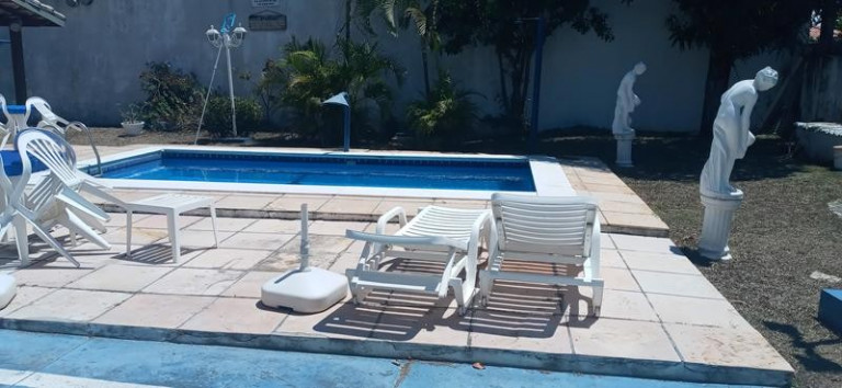 Imagem Casa com 4 Quartos à Venda, 500 m² em Barra Do Jacuípe - Camaçari Imagem Casa com 4 Quartos à Venda, 500 m² em Barra Do Jacuípe - Camaçari