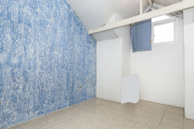 Imagem Imóvel com 3 Quartos à Venda, em Teresópolis - Porto Alegre Imagem Imóvel com 3 Quartos à Venda, em Teresópolis - Porto Alegre