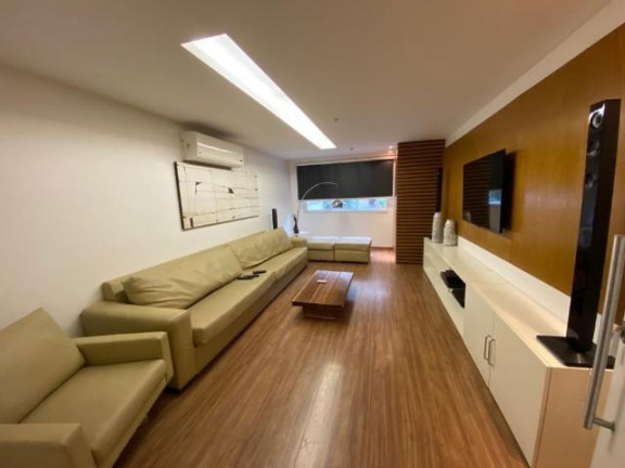 Imagem Imóvel com 3 Quartos à Venda, 128 m² em Icaraí - Niterói Imagem Imóvel com 3 Quartos à Venda, 128 m² em Icaraí - Niterói