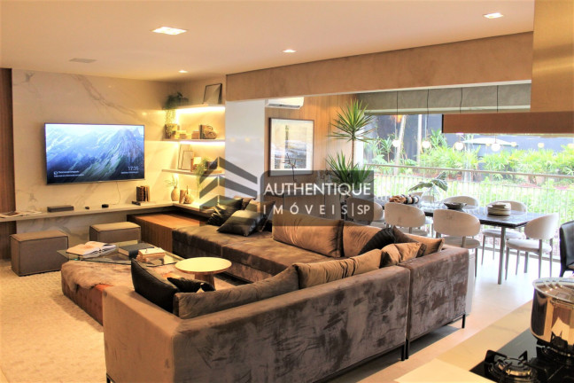 Apartamento com 3 Quartos à Venda, 149 m² em Moema - São Paulo