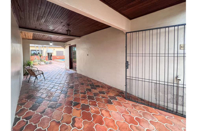 Imagem Casa com 3 Quartos à Venda,  em Igara - Canoas
