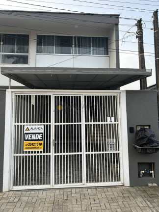 Sobrado com 3 Quartos à Venda,  em Centro - Navegantes
